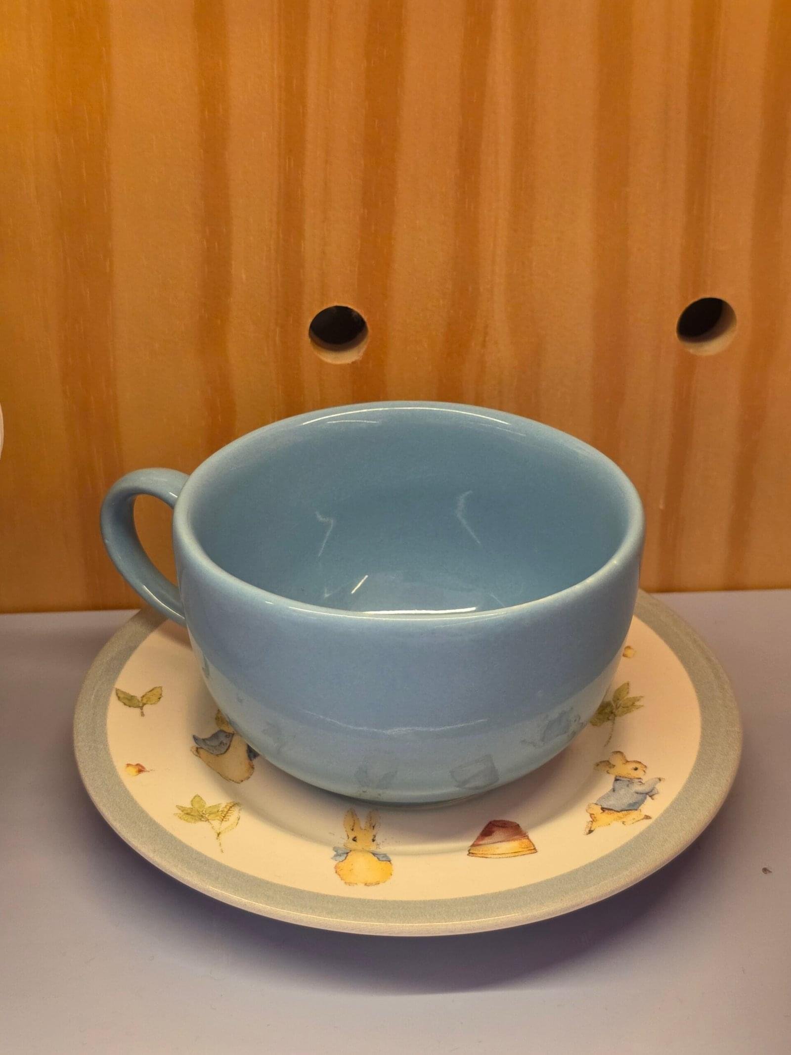 XICARA DE CHA C/PIRES PASCOA INFANTIL (COLLEC PETER) JG C/2